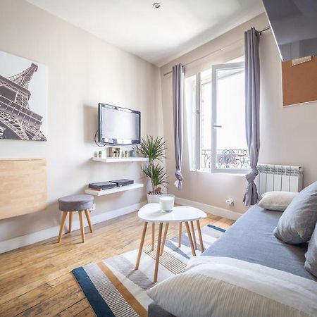 Appartamento Petit havre de paix de 27m2 à Montmartre Parigi Esterno foto