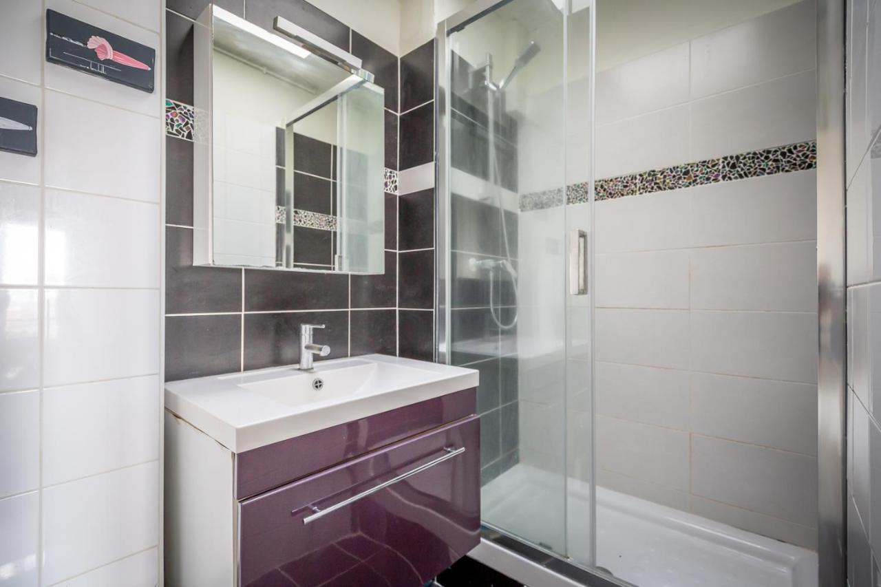 Appartamento Petit havre de paix de 27m2 à Montmartre Parigi Esterno foto